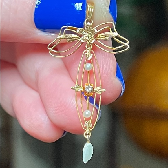 Antique Victorian Diamond Pearl 14k Solid Yellow Gold Lavalier Pendant